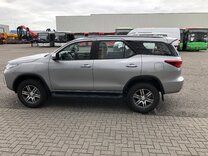 5444-fortuner.jpg